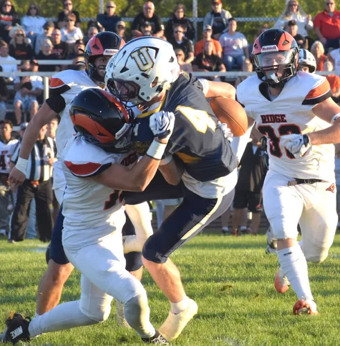 Mineral Ridge hooks a win at United